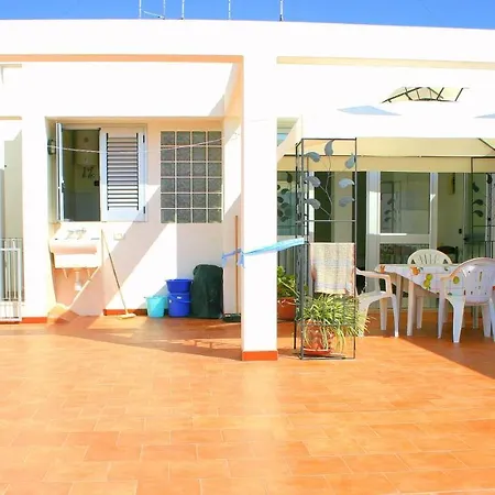 Ferienhaus Appartamentisanfocait San Foca